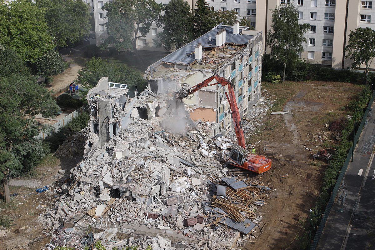 timelapse-demolition-immeuble-habitation